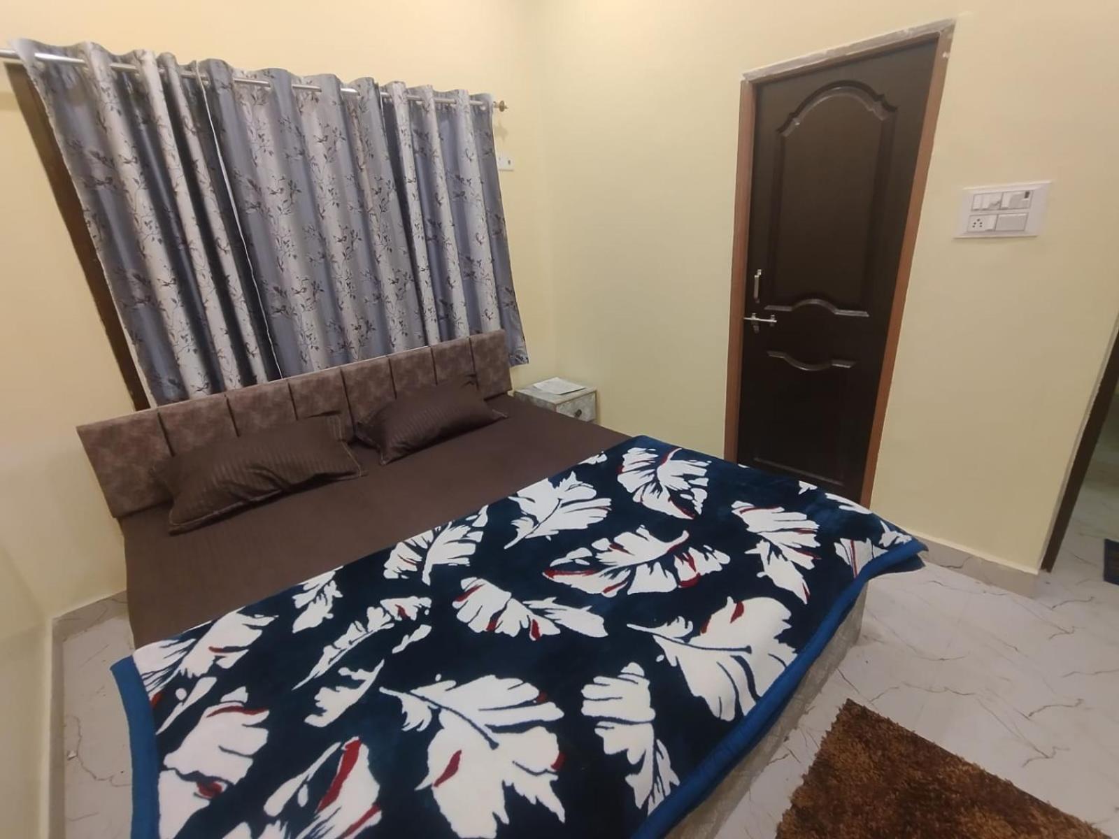 Sudarshan Home Stay Varanasi Exteriör bild